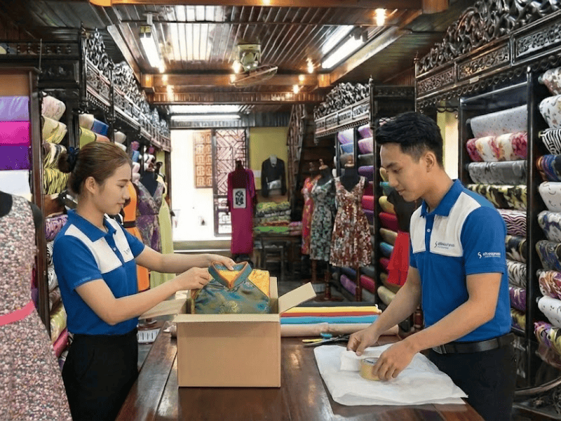 thoi gian va cuoc phi gui ao dai ao vest hoi an di nuoc ngoai